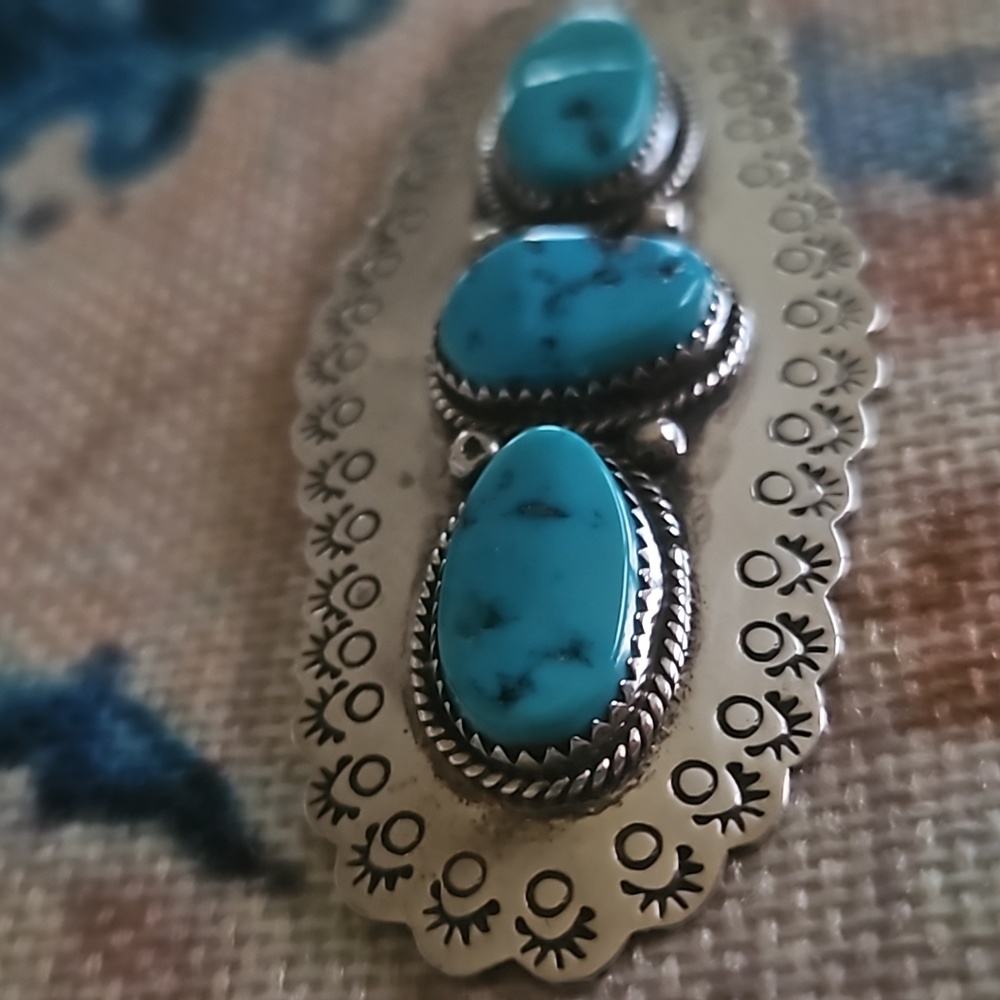 Vintage Turquoise Sterling Silver Brooch - Picture 11 of 13